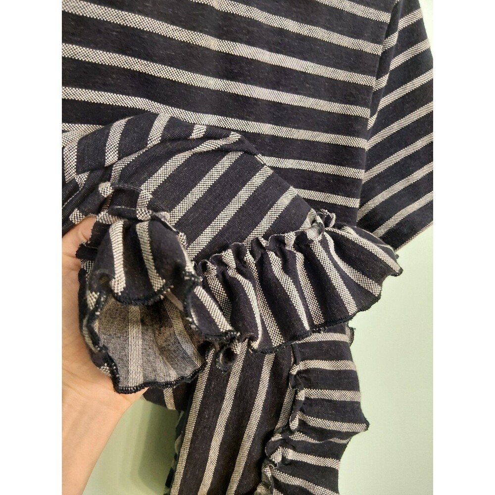 Banana Republic women Navy Stripe Ruffle Top Size Medium Moisture Wicking Cotton - Picture 13 of 15